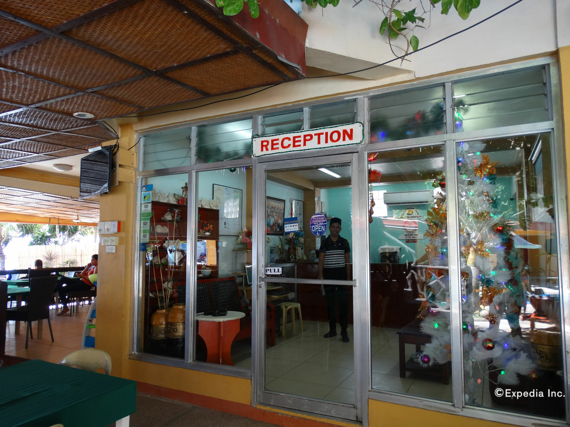 Lost Horizon Beach Dive Resort Bohol Exterior foto